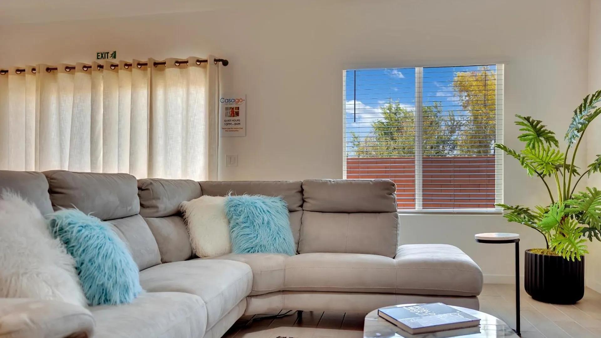 Casa Niva A Contemporary Oasis In The Heart Of Лас-Вегас США